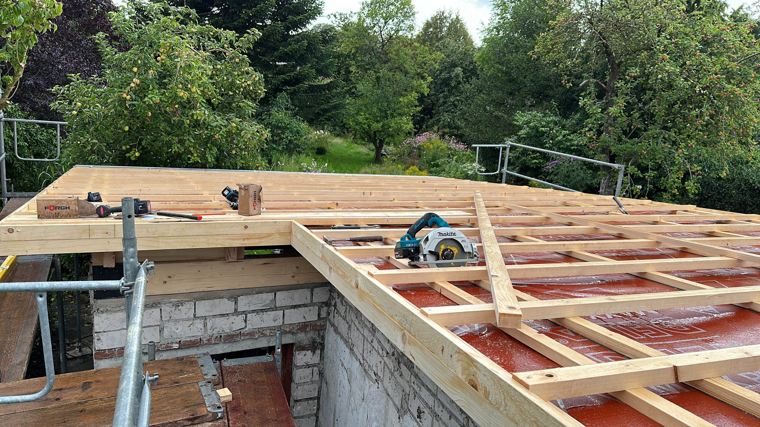 Dachdecker Neumünster: Flachdach